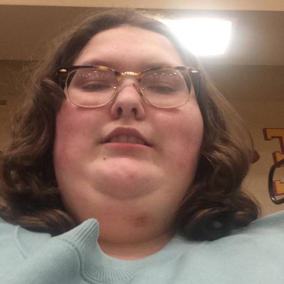 Meet your Posher, Lauren - Picture 1 of 1